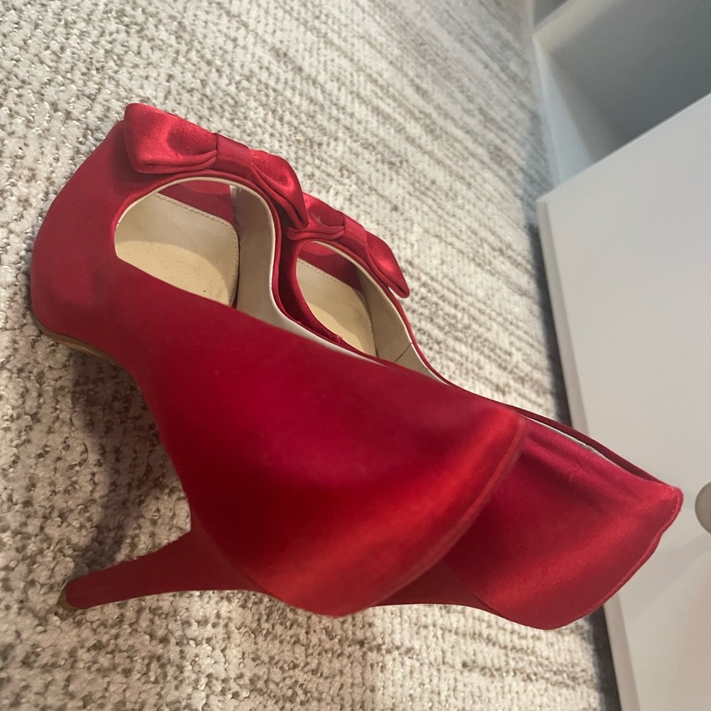 Red heels Zuhair Murad by Mango